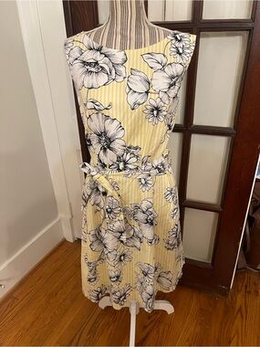 Anne Klein Yellow Striped Floral Sleeveless Dress